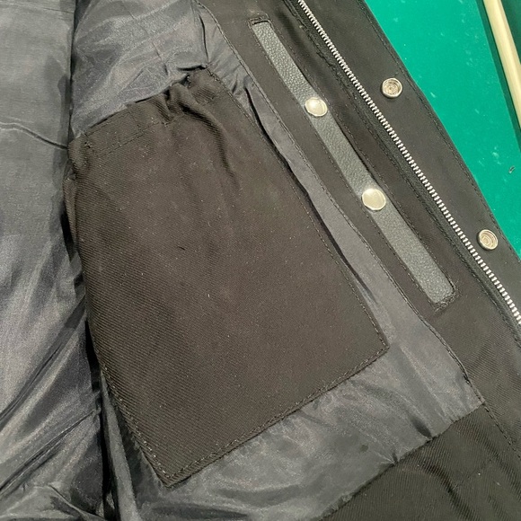 Mens Motorcycle Leather Club Vest Solid Black Concealed Carry Pockets - Picture 6 of 6